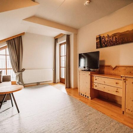 Weinhotel Maitz Wolfgang Ratsch an der Weinstrasse Luaran gambar