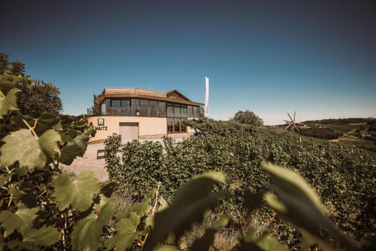 Weinhotel Maitz Wolfgang Ratsch an der Weinstrasse Luaran gambar