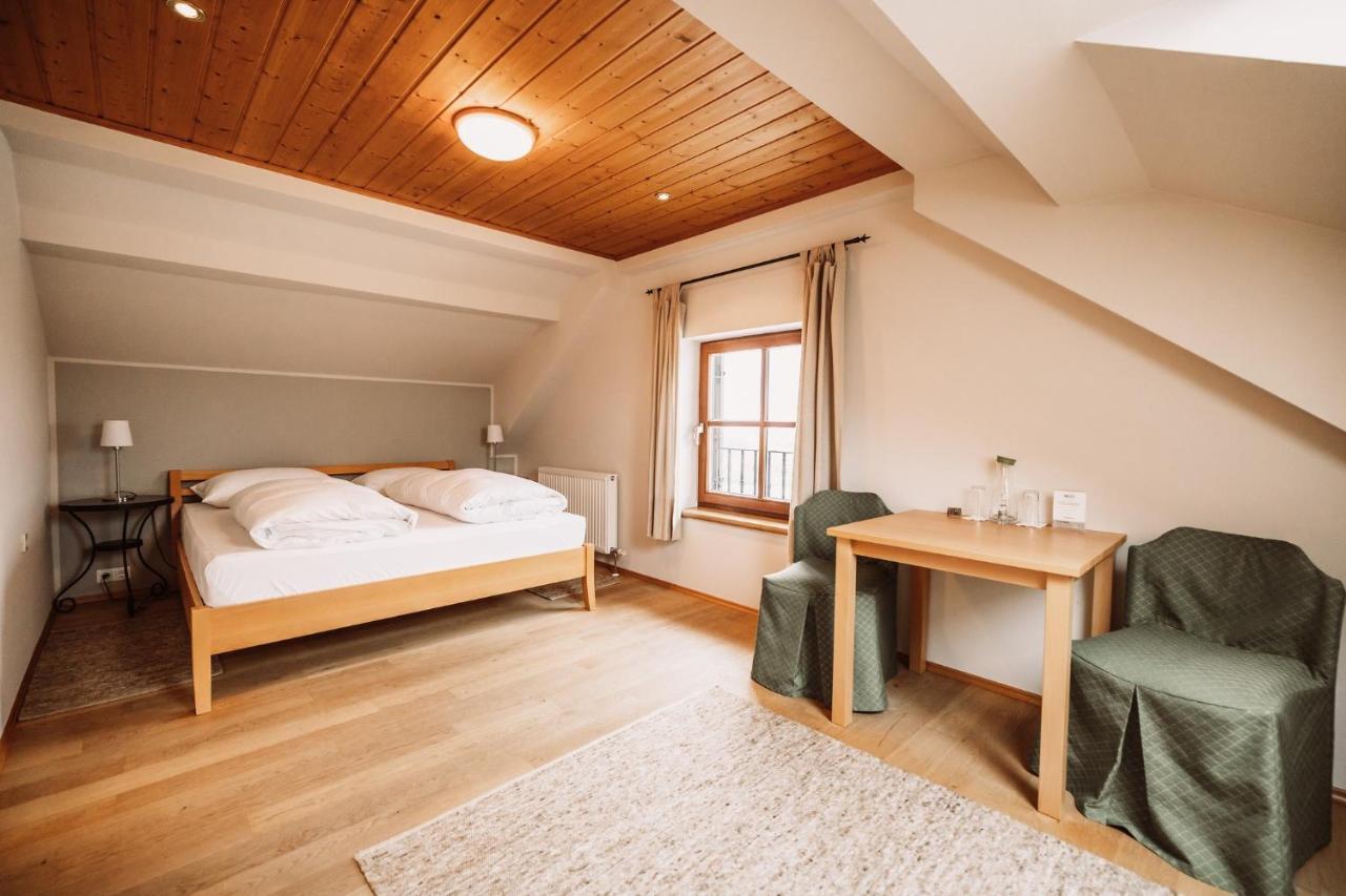 Weinhotel Maitz Wolfgang Ratsch an der Weinstrasse Luaran gambar