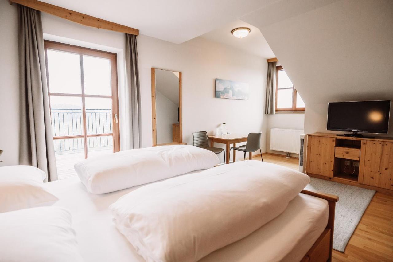 Weinhotel Maitz Wolfgang Ratsch an der Weinstrasse Luaran gambar